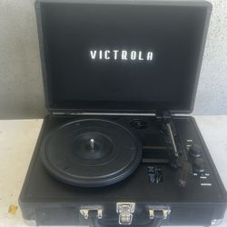Victrola record player