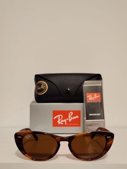 Ray-Ban Nina RB4314-N - Cat-eye Sunglasses