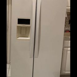 Great Kenmore Fridge , Hardly Used , 