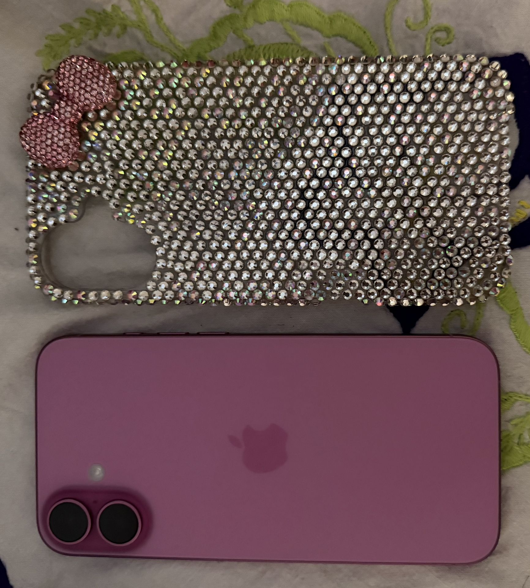iPhone 16 Plus
