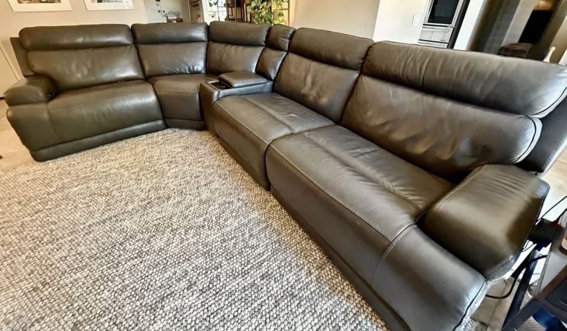 Leather Recliner/Sectional Coach 