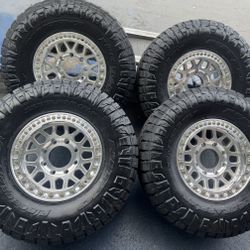 Kmc 235 Beadlock 17x8.5 8x165 - 8x170 - 8x180 With Nitto Ridge Grappler 35x12.50R17 Tires🔥🔥🔥🔥