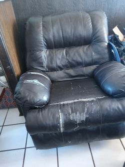 Couch recliner