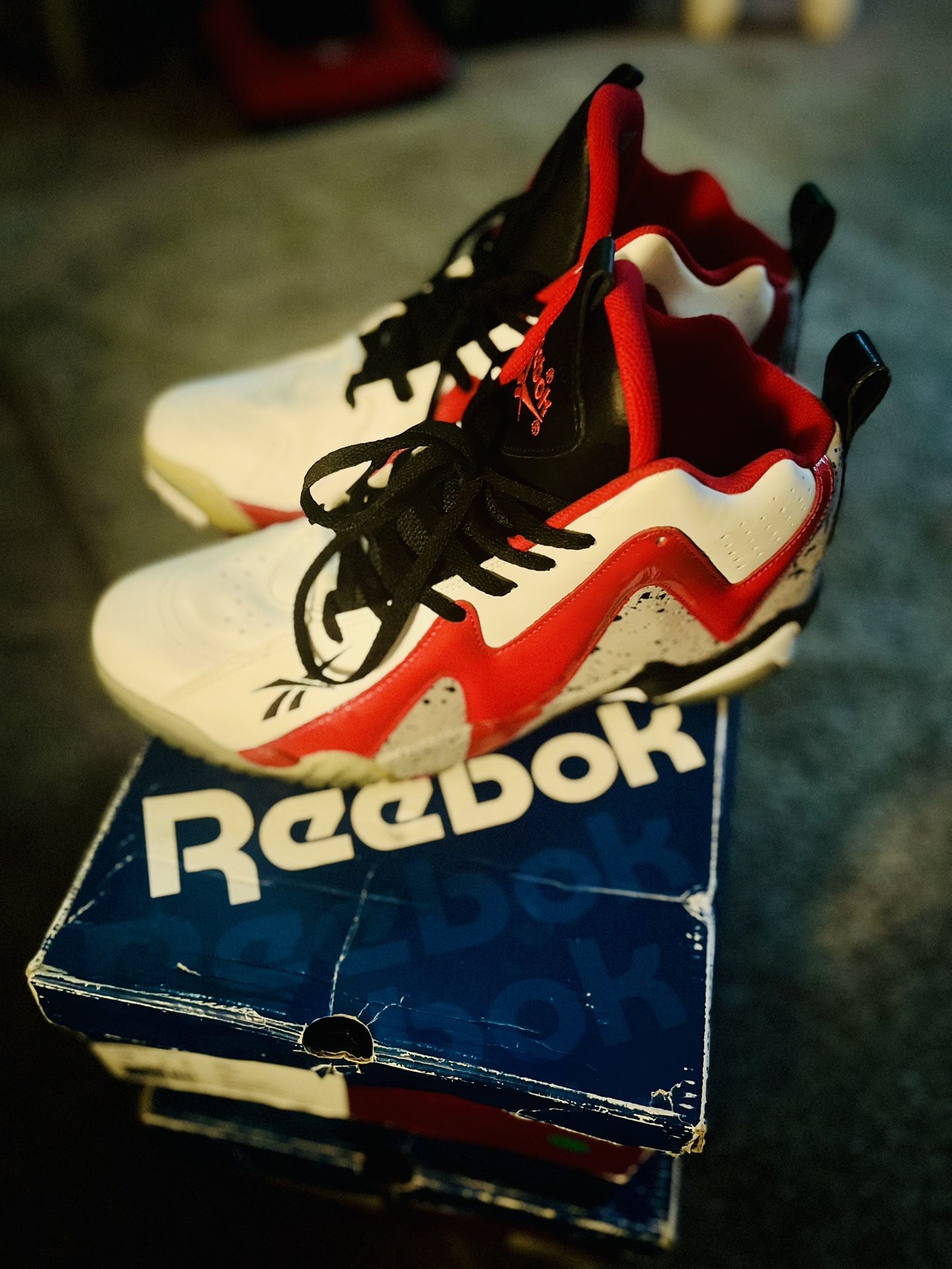 Reebok Kamikaze II Mid Cement Size 10