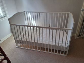 IKEA convertible baby crib