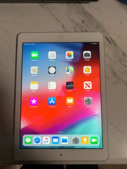 iPad no damage fully unlocked works amazing I just upgraded