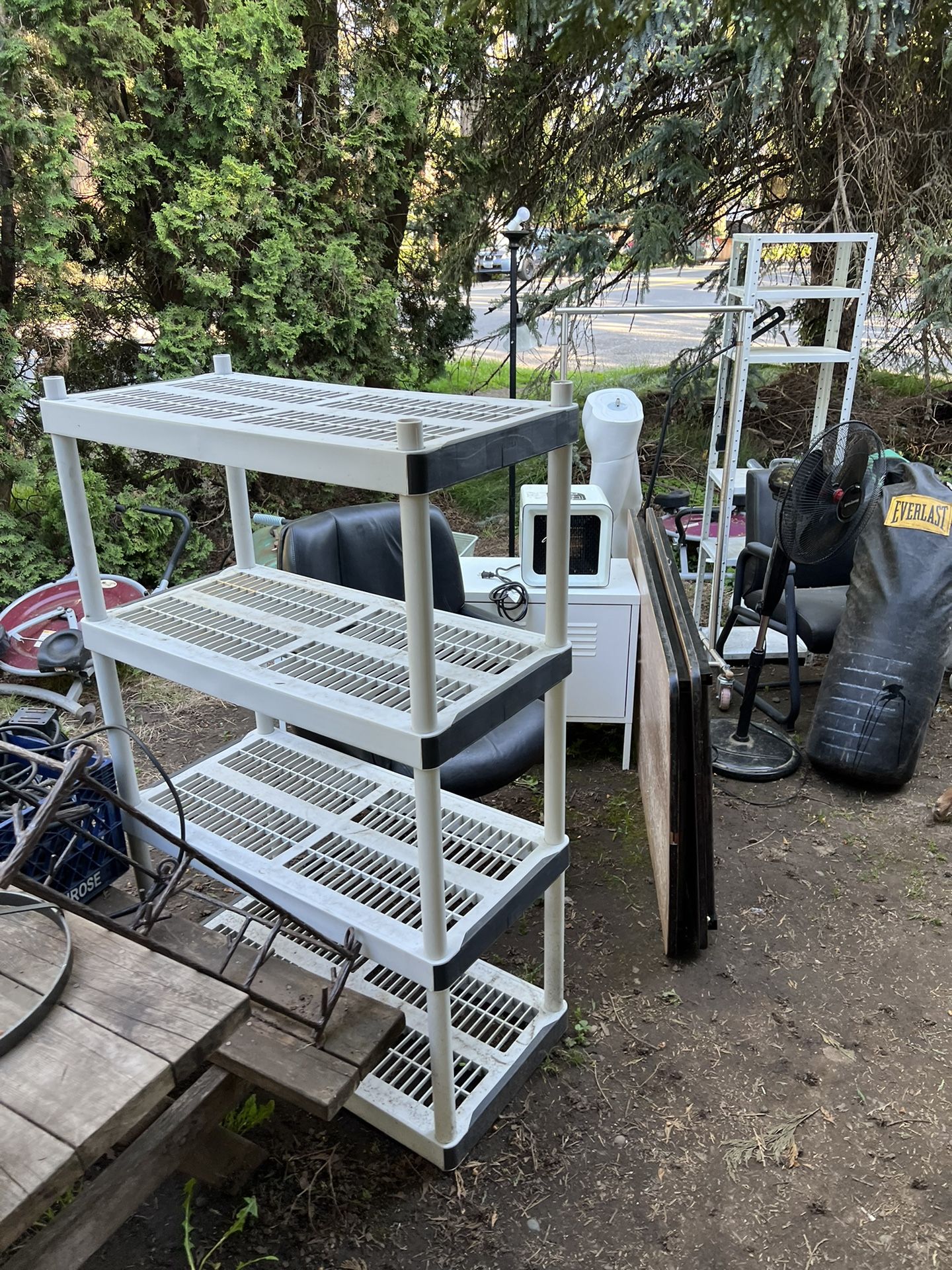 ๐ฎ๐ฎ๐ฎ huge sale everything marked down to $20 or less in yard