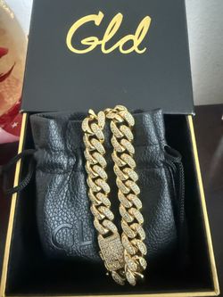 CUBAN DIAMOND GOLD PlATED CHAIN 