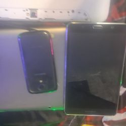 Big Lot Of 9 TASBLETS , 25 CELLPHONES. AND 2 LAPTOPS. 