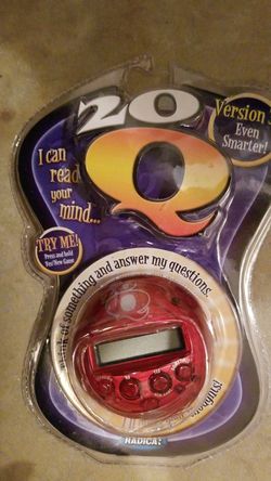 Radica 20 Questions Handheld Electronic Game 20 Q Version 3.0 New Sealed Red
