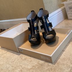 Michaels Kors Heels 