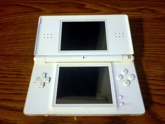 Nintendo DS Lite