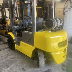 Forklift 