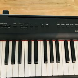 🎹 Yamaha Digital Piano – Excellent Condition! 🎹