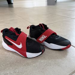 Boys Nike Team Hustle D 12