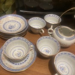 Vintage Blue And White Tea Set 