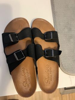 Women sketcher sandal size 10