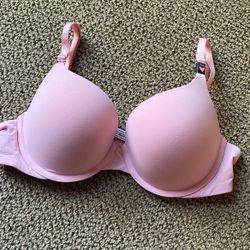 Victoria Secrets push-up bra