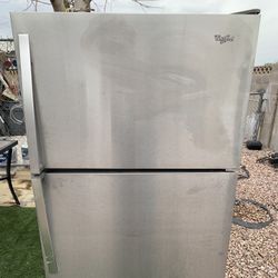 Whirlpool Stainless Steel Fridge / Nellis And Owens 