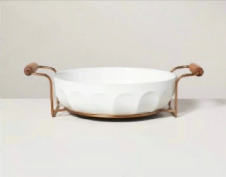 Hearth & Hand wMagnolia 3qt Oven-to-table Fluted Stoneware Round Baking Dish Cream NEW