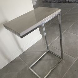 Night Stand / Side Table 