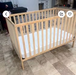 baby crib