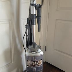 Shark Vacuum 