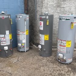 40 Gallons Tall Only Used For A Month Very Good Quality 