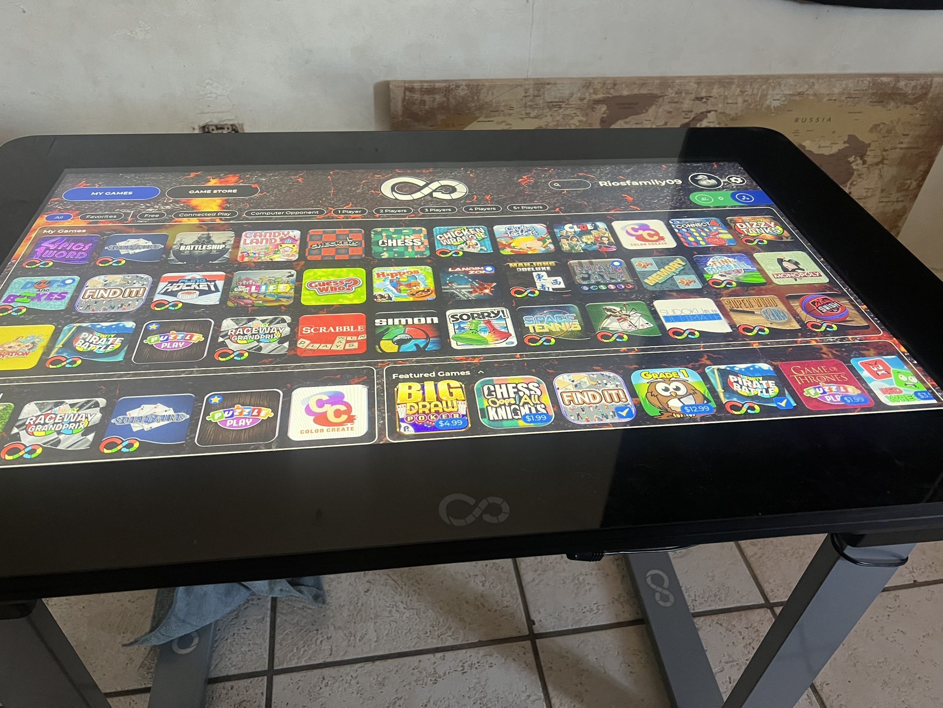 Infinity game table