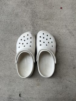 Crocs white