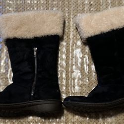 Size 10 Women’s UGG Black Boots 