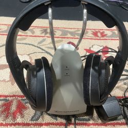 Sennheiser HDR120 RF wireless Headphones With Base
