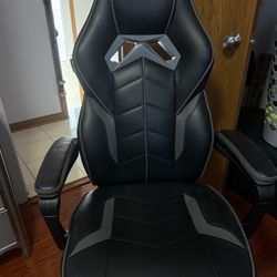 ELECWISH Gaming chair 