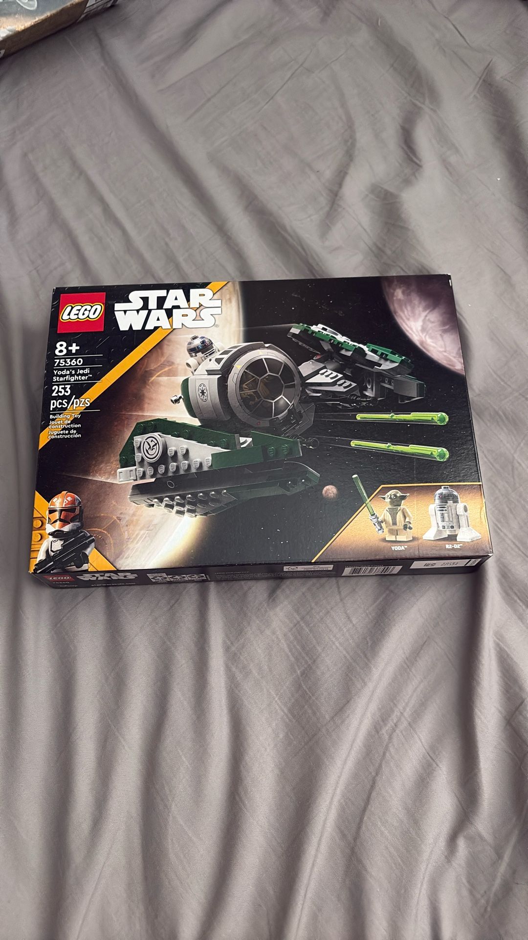 Unboxed LEGO Star Wars Yodas Starship