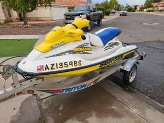2000 jet ski in excellent condition