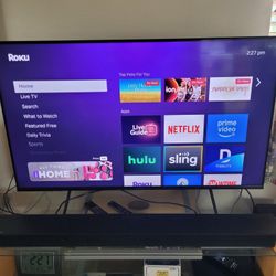 50" 4k Sony TV & Samsung Soundbar with Sub Woofer and Wireless Satellite Speakers 