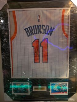 Jalen Brunson autographed New York Knicks Jersey w/ COA