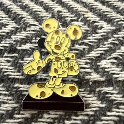 DISNEY PIN - CM - MICKEY InspEARations Statue Mystery Big Cheese Mickey