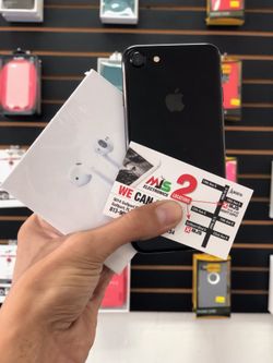 IPHONE 7 32GB UNLOCKED