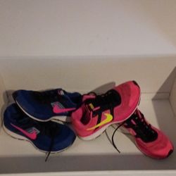X2 Nike Pegasus 30 (Blue) And (Pink)  8.5W Both Pairs