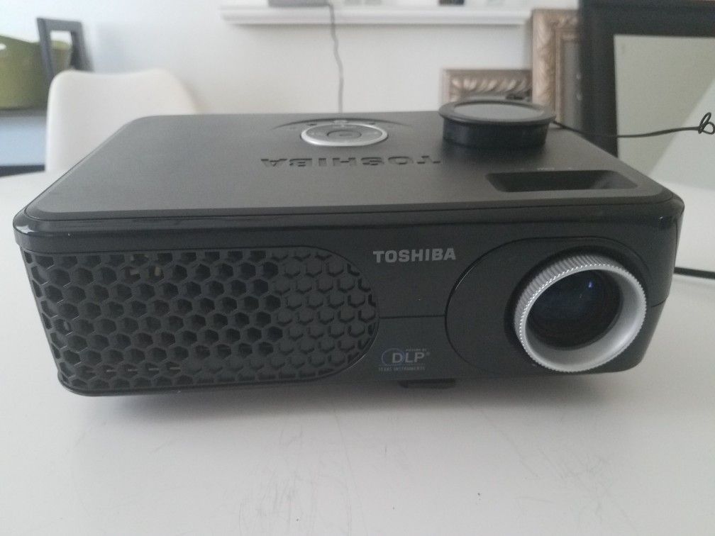 Toshiba portable projector