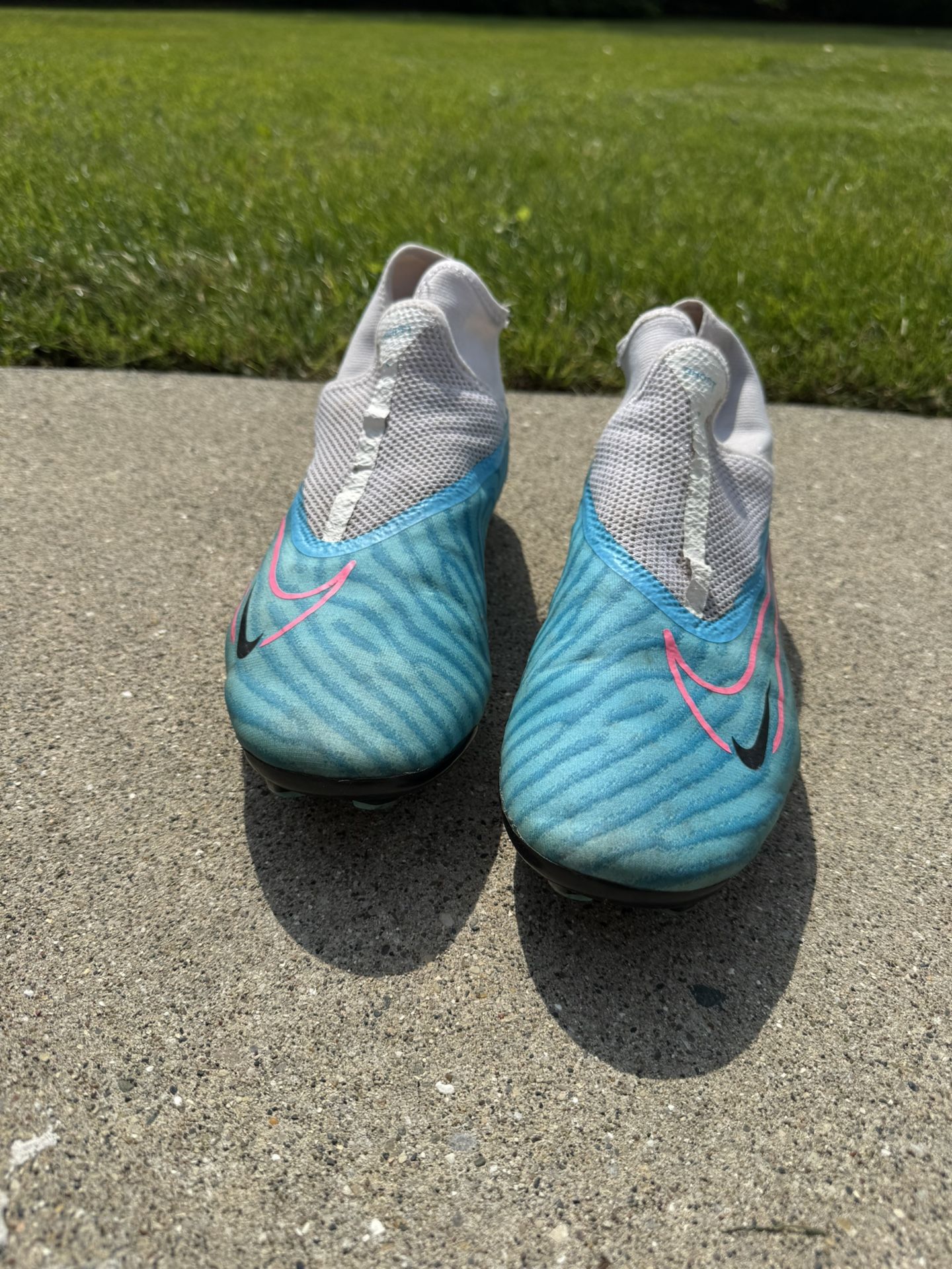 Nike Phantom GT2 Elite DF FG Soccer Cleats – Size 11