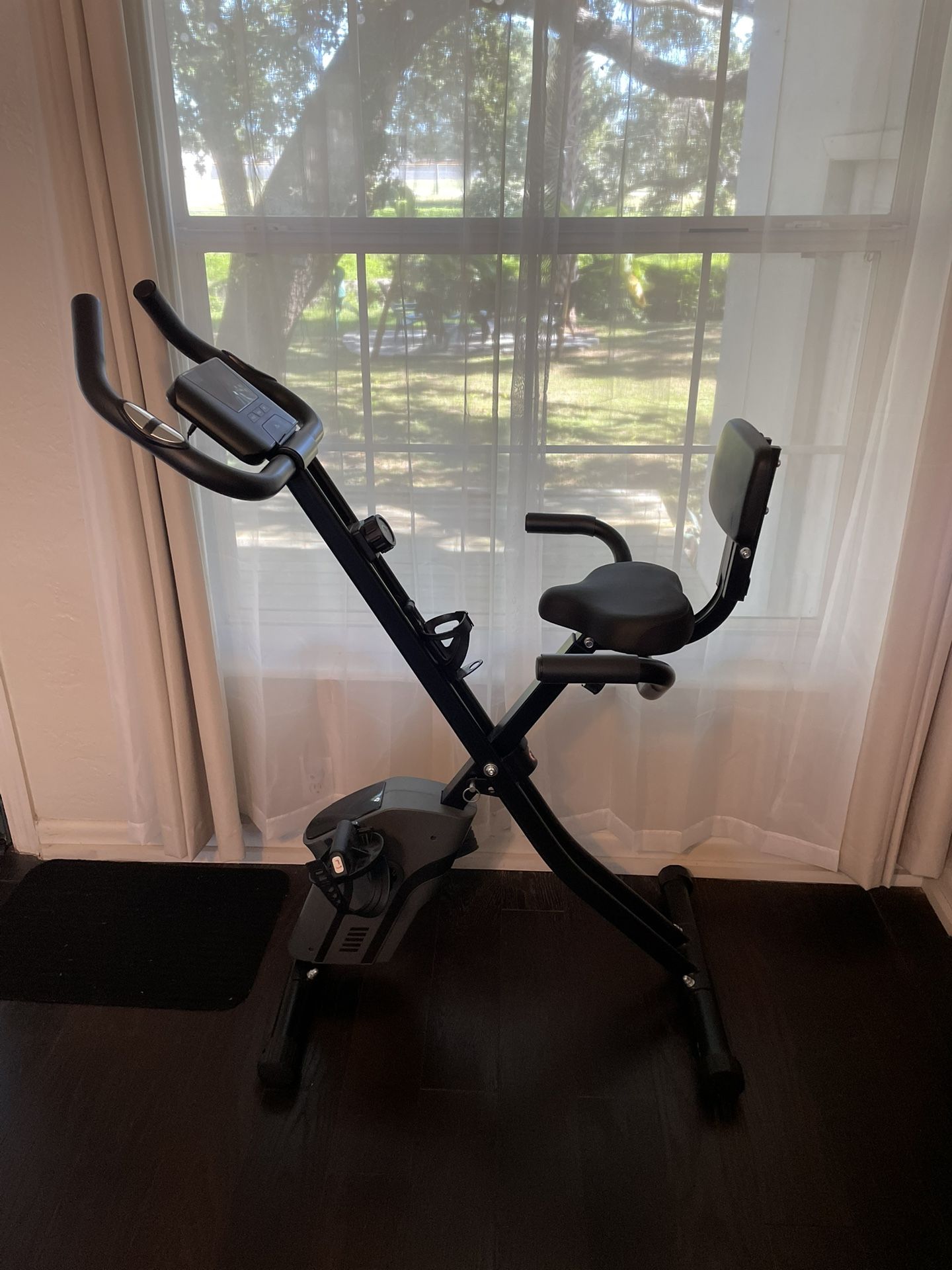 Stationary Bicyle - Almost New