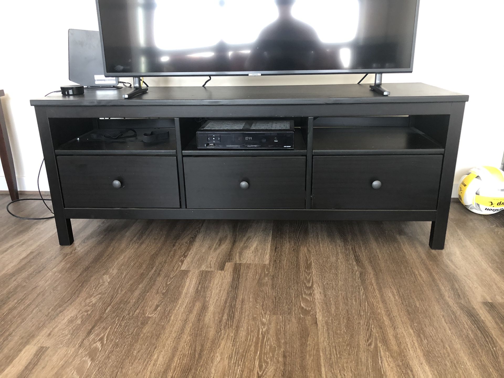 TV stand