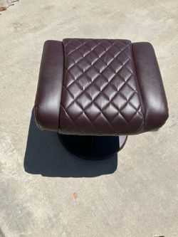 Cushioned stool