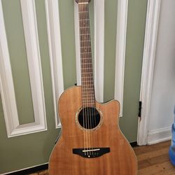 Ovation Guitar (Celebrity) Acoustic/Electric 