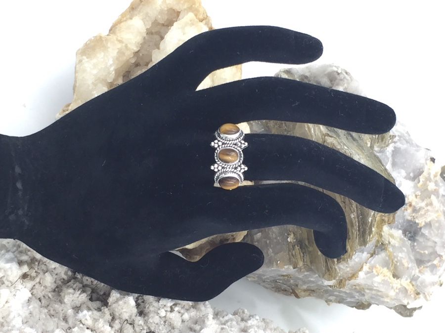 925 STER Silver Triple Cabochon Tiger’s Eye Ring 8.25