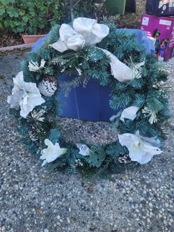 Pre lit Christmas Wreath 