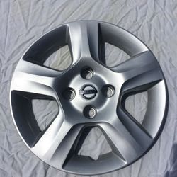 Nissan OEM 16" wheel cap only 1 $45