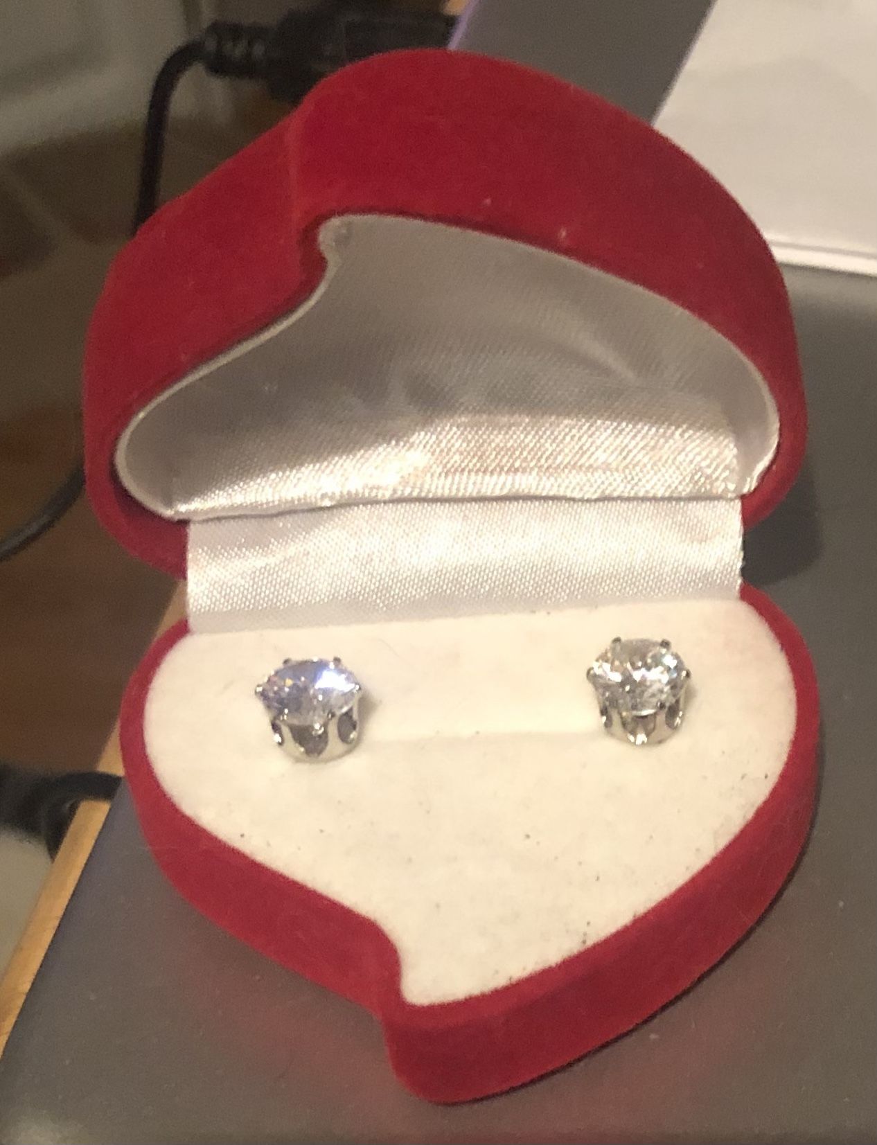 $20 - cubic zirconia Earring